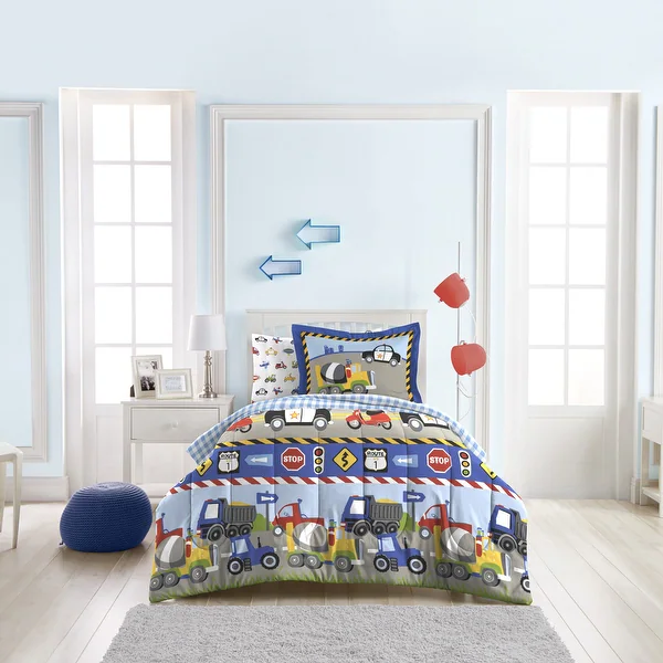 Dream Factory Trucks and Tractors Twin-size 5-piece Bed in a Bag with Sheet Set